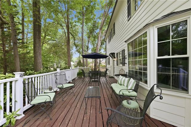 4301 Oakcliffe Road, Greensboro, NC 27406