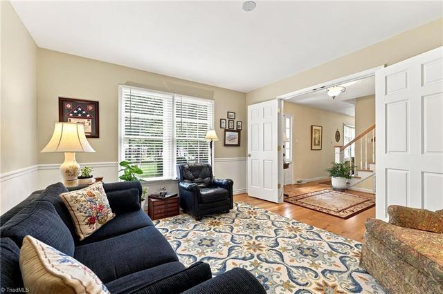 4301 Oakcliffe Road, Greensboro, NC 27406