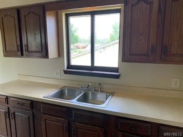 6943 Witmer Road, Wheatfield, NY 14120