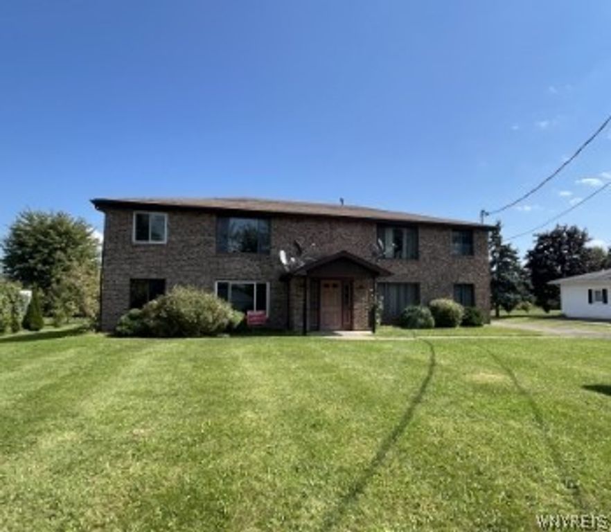 6943 Witmer Road, Wheatfield, NY 14120