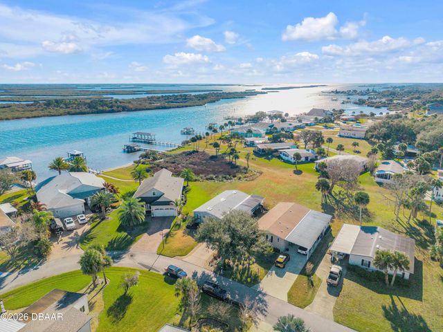 290 Navajo Drive, Oak Hill, FL 32759