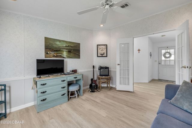 290 Navajo Drive, Oak Hill, FL 32759