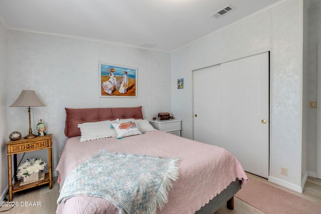 290 Navajo Drive, Oak Hill, FL 32759