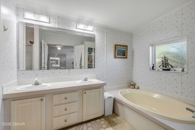 290 Navajo Drive, Oak Hill, FL 32759