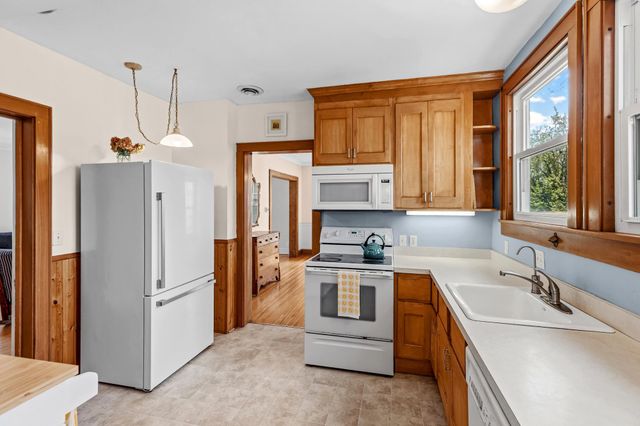 4736 17th Avenue S, Minneapolis, MN 55407