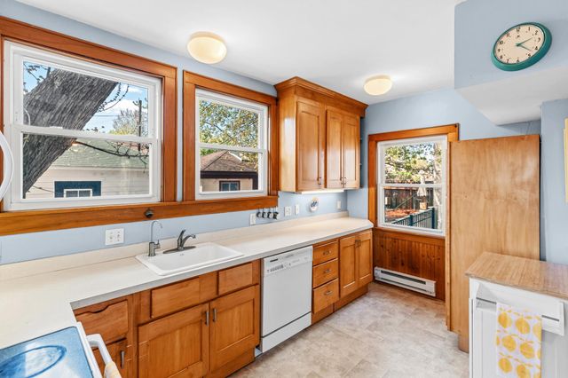 4736 17th Avenue S, Minneapolis, MN 55407