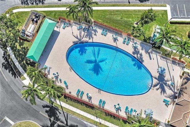 9587 Weldon Circle B311, Tamarac, FL 33321