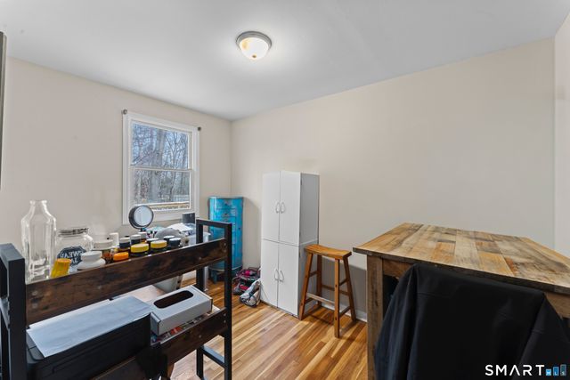 1 Hawthorne Cove Road, Danbury, CT 06811