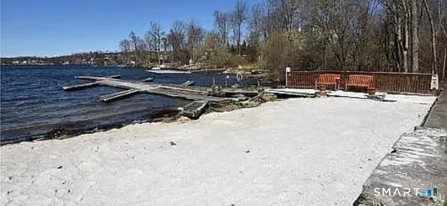 1 Hawthorne Cove Road, Danbury, CT 06811