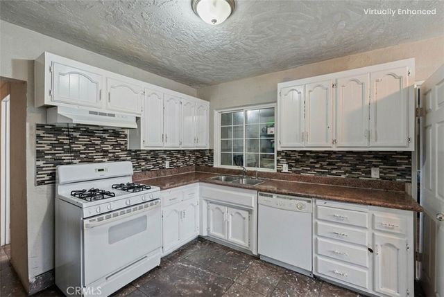 442 N Victoria, San Jacinto, CA 92583