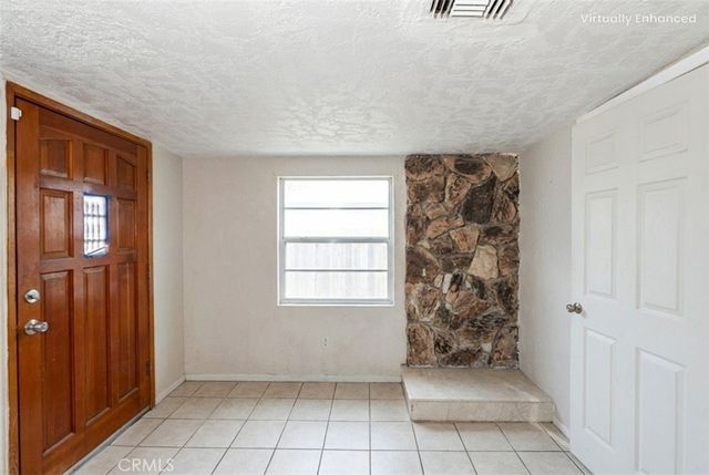 442 N Victoria, San Jacinto, CA 92583