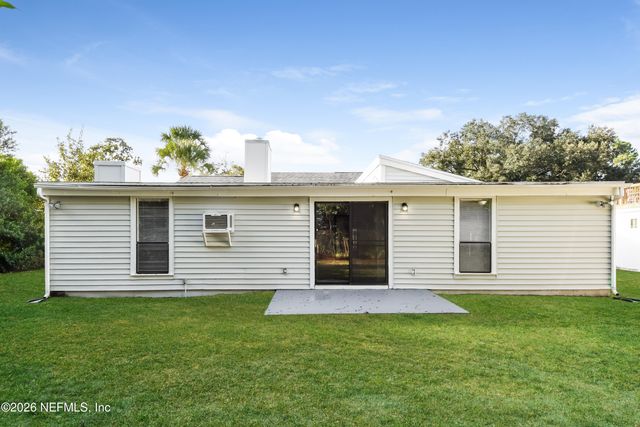 11665 SUMMER TREE Road N, Jacksonville, FL 32246