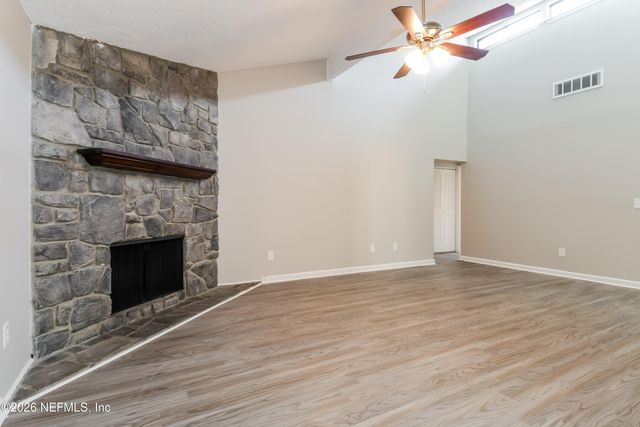 11665 SUMMER TREE Road N, Jacksonville, FL 32246