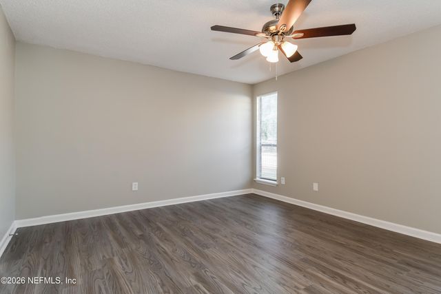 11665 SUMMER TREE Road N, Jacksonville, FL 32246