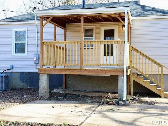 6325 Everett Drive, St Louis, MO 63134