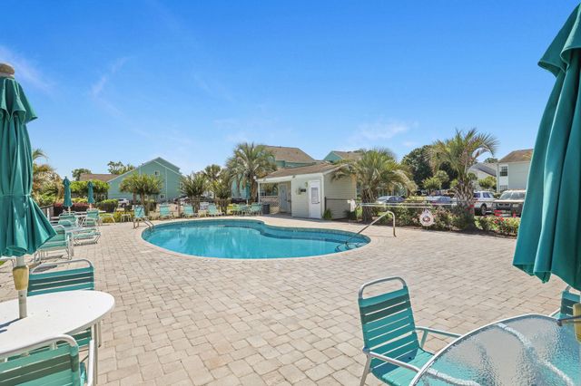 1931 Bent Grass Dr Apt H, Surfside Beach, SC 29575