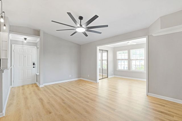1931 Bent Grass Dr Apt H, Surfside Beach, SC 29575