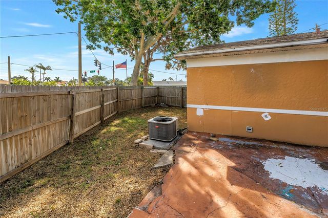 7901 CAUSEWAY BOULEVARD S, St Petersburg, FL 33707
