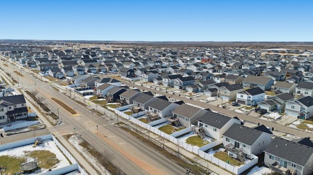 2733 Divide Street W, West Fargo, ND 58078