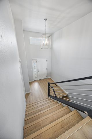 2733 Divide Street W, West Fargo, ND 58078