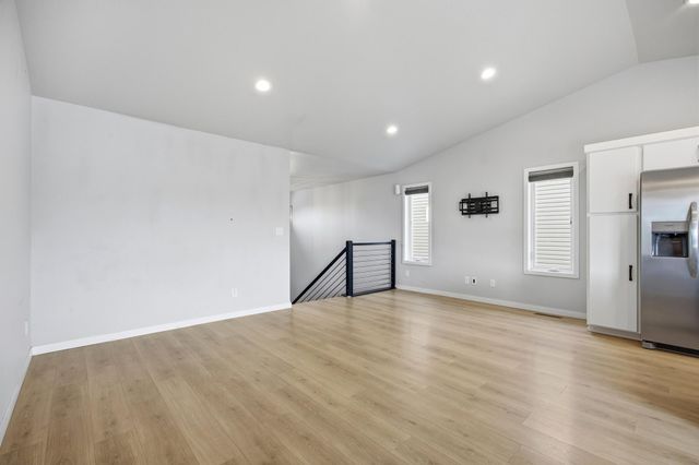 2733 Divide Street W, West Fargo, ND 58078