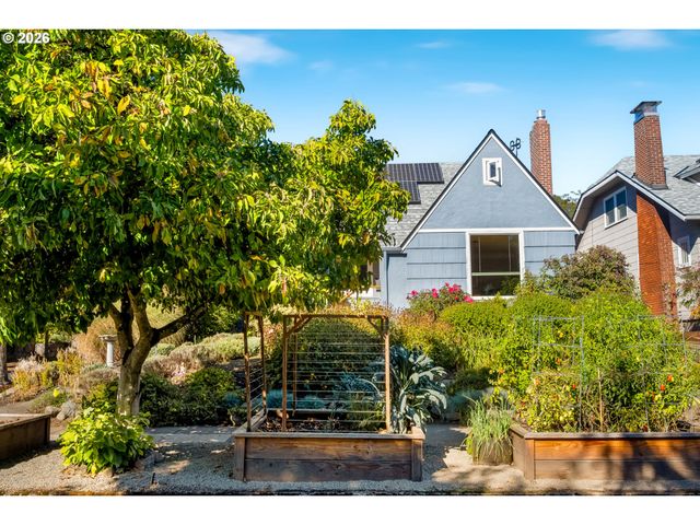 2205 Ne MASON St, Portland, OR 97211