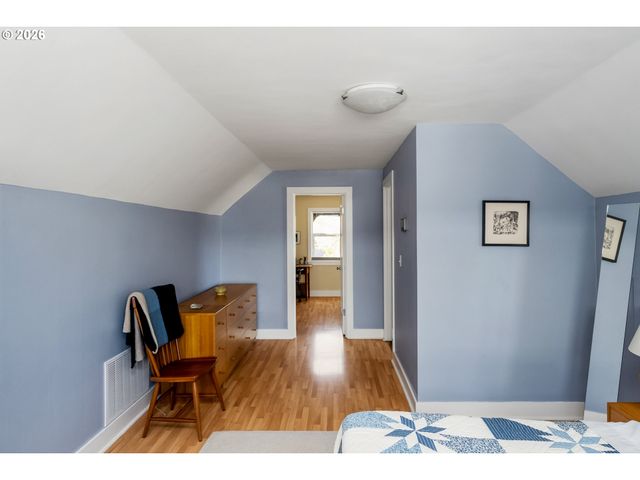 2205 Ne MASON St, Portland, OR 97211