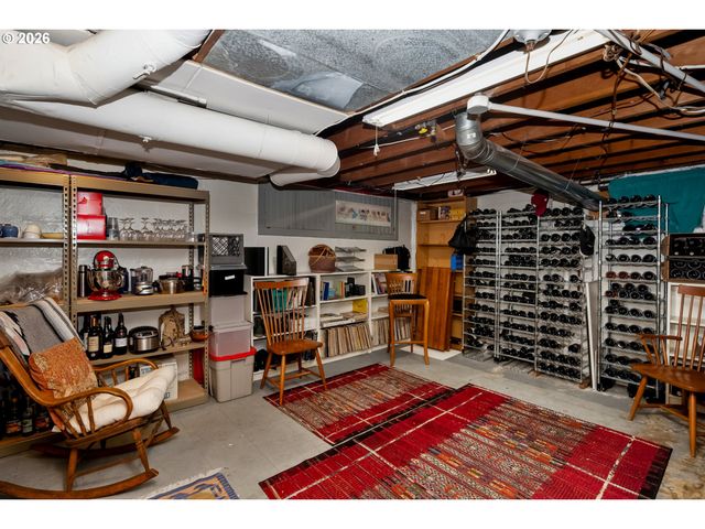 2205 Ne MASON St, Portland, OR 97211