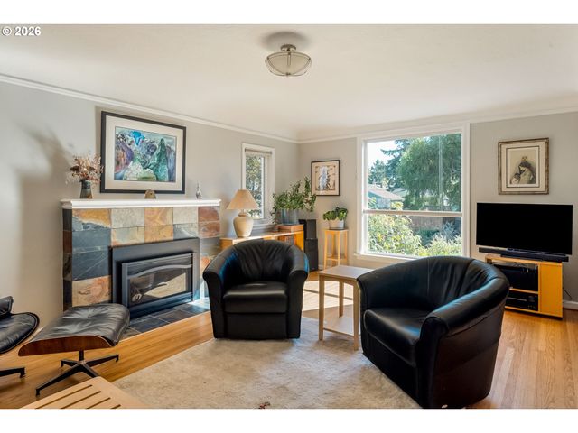 2205 Ne MASON St, Portland, OR 97211