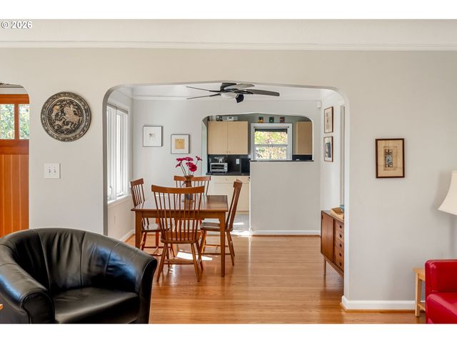 2205 Ne MASON St, Portland, OR 97211