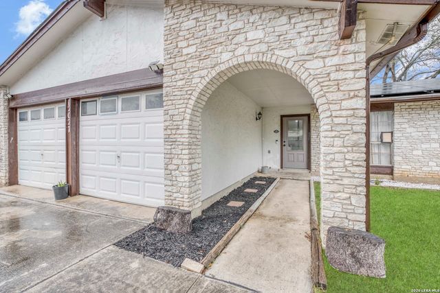 12027 Wilderness Trail, Live Oak, TX 78233