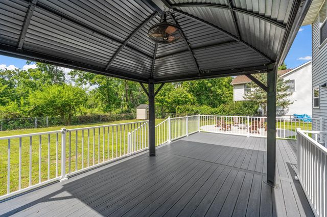 9290 Creek Way, Savage, MN 55378