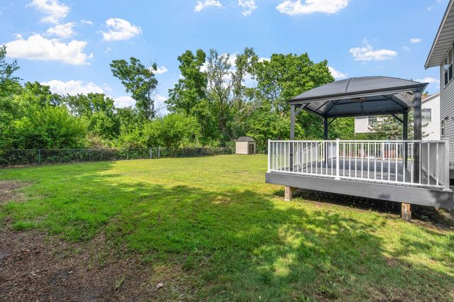 9290 Creek Way, Savage, MN 55378
