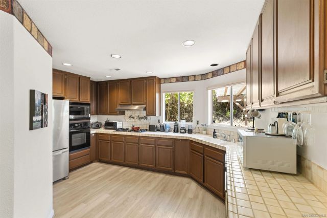 1455 Caminito Solidago, La Jolla, CA 92037