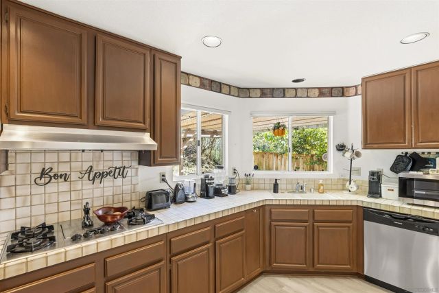 1455 Caminito Solidago, La Jolla, CA 92037