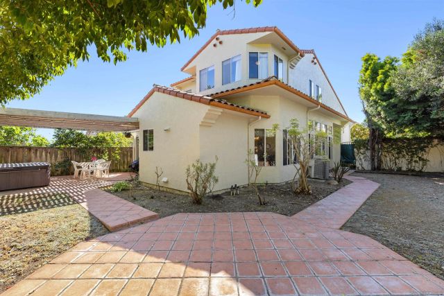 1455 Caminito Solidago, La Jolla, CA 92037