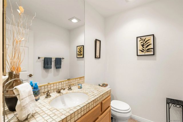 1455 Caminito Solidago, La Jolla, CA 92037