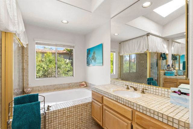 1455 Caminito Solidago, La Jolla, CA 92037