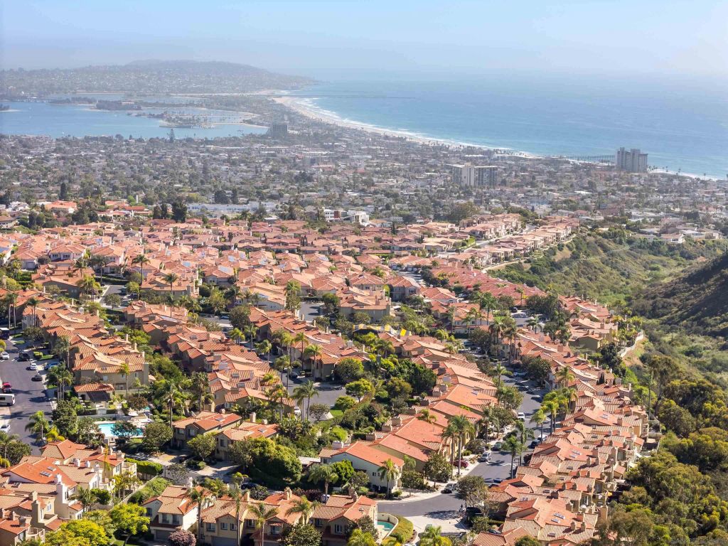1455 Caminito Solidago, La Jolla, CA 92037