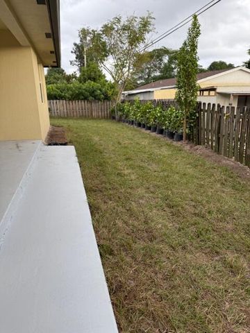 4414 Potomac Avenue, West Palm Beach, FL 33406