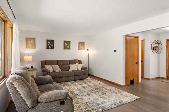 13553 Gladiola Street NW, Andover, MN 55304