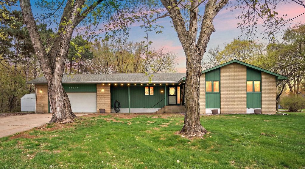 13553 Gladiola Street NW, Andover, MN 55304