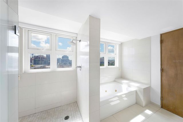 48 MUNOZ RIVERA AVENUE 807, San Juan, PR 00918