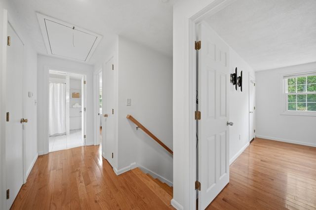 76 Mount Pleasant, Lowell, MA 01850