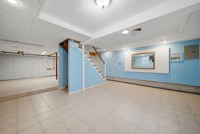 76 Mount Pleasant, Lowell, MA 01850
