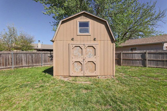 11614 W Delano Ct, Wichita, KS 67212