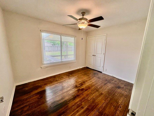 929 Dolphin Pl, Corpus Christi, TX 78411