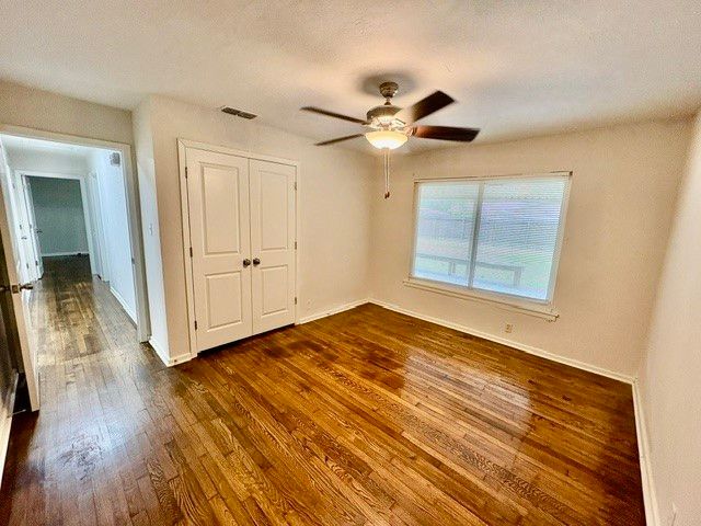 929 Dolphin Pl, Corpus Christi, TX 78411