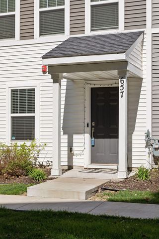 657 Village Drive 03, New Brighton, MN 55112