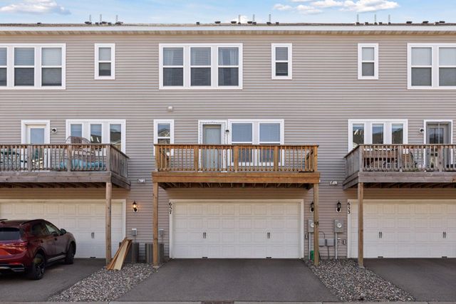 657 Village Drive 03, New Brighton, MN 55112